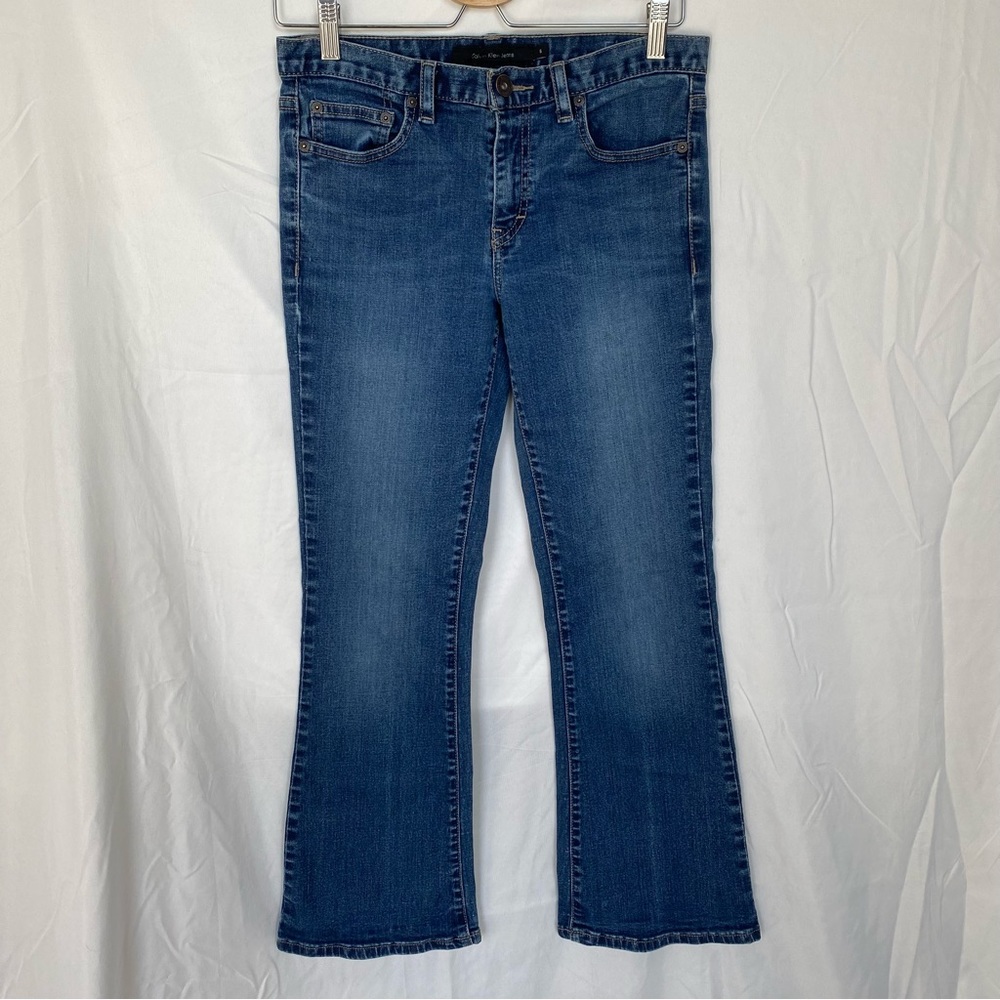 Calvin Klein Women's Mid-Rise Flare Jeans Size 6 Blue Denim